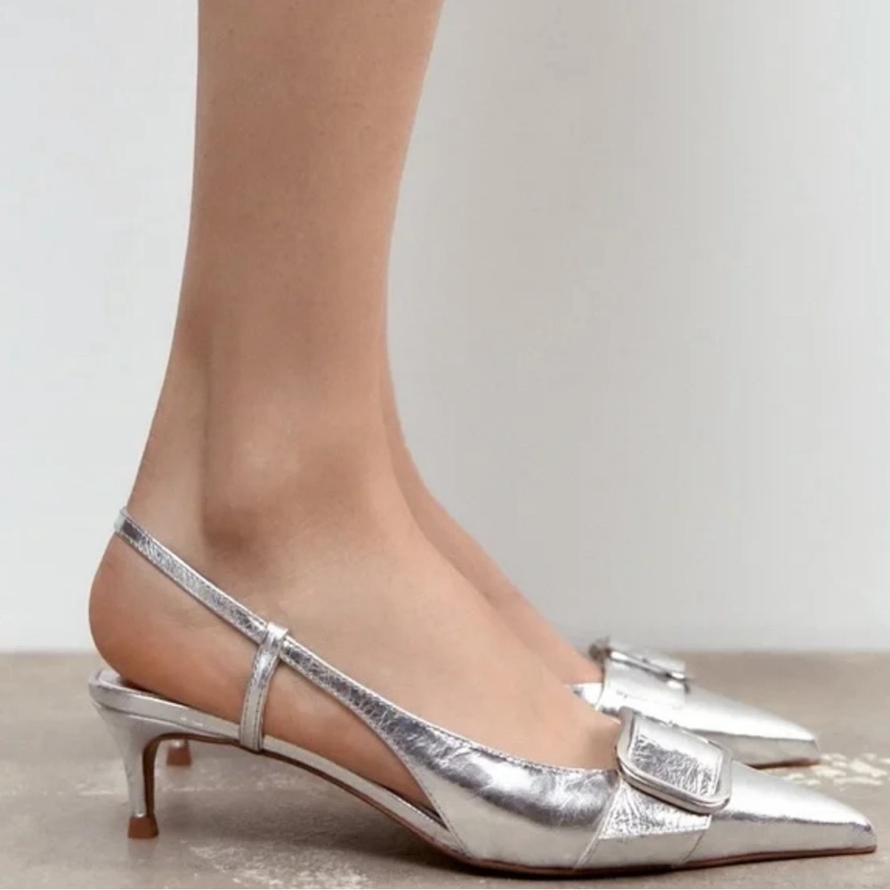 ZARA | SILVER SLINGBACK KITEEN HEELS WITH BUCKLE | SIZE 38 (US 7.5 W)